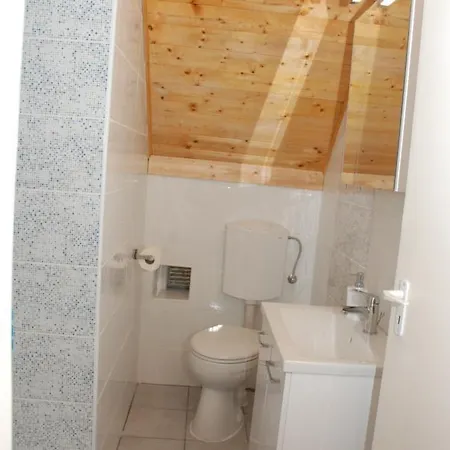 Apartmán Kek Kucko Vendeghaz *